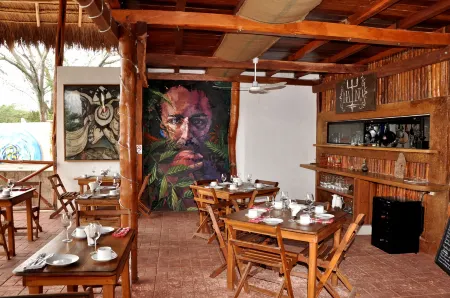 Hotel Zentik Project & Saline Cave Отели рядом с достопримечательностью «Cenote Suytun»