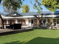 Aan de Eike Guest House Hotels near Drostdy Museum