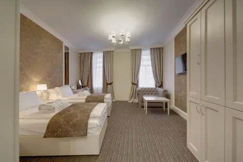 Anastasia Hotel