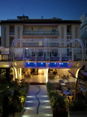 Hotel Boemia Hotel in zona Samsara Beach Riccione