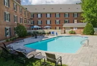 Holiday Inn Express & Suites MERRIMACK by IHG - Pools