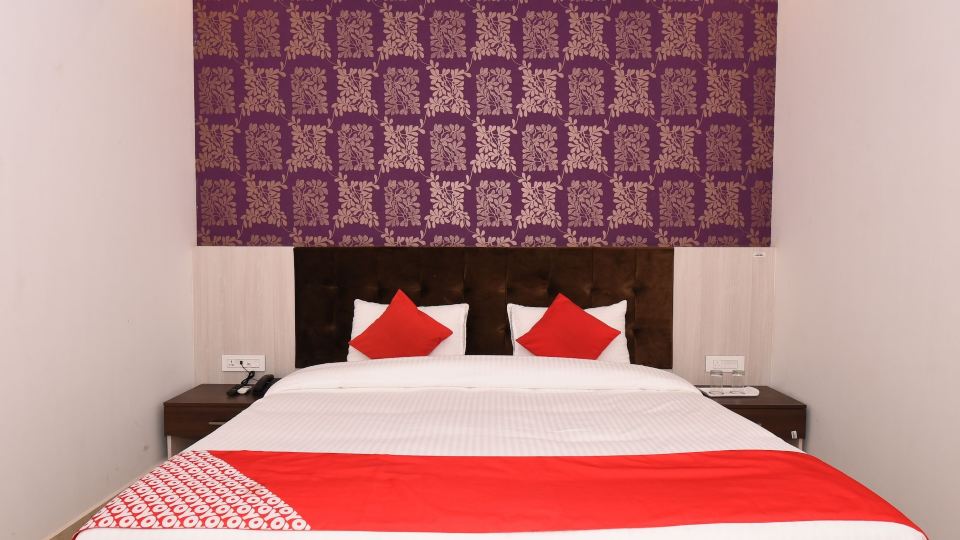 Hotel S B Excellency