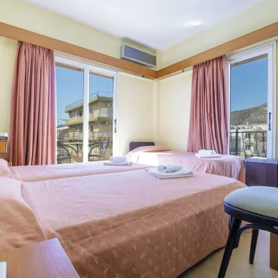 Cityzen Hotel Hotels near Corinth Canal