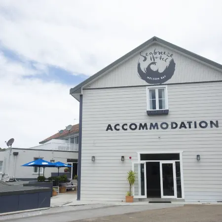 Seabreeze Hotel