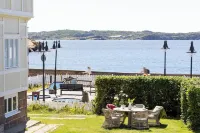 Strandflickornas annex Strandvillan - Hotell och Bed & breakfast Hotels in Lysekil
