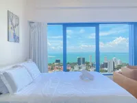 Tropicana 218 Macalister by YueLai Inn