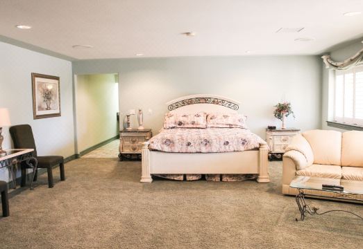 The Greenwell Inn and Convention Center Hotel Overview