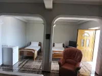 Jon Rooms Hotels in Himare