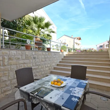 Apartments Mara