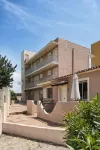 Naika Studios & Apartments