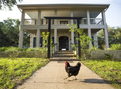 The Crossroads Inn فنادق في Johnson City