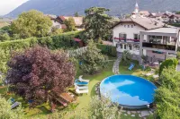 Pension Sunnhofer Hotels in Andrian