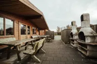 Minniborgir Cottages & Restaurant Отели в г. 