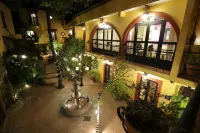 Casa Mia Suites