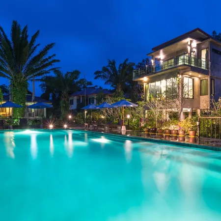 Krabi Green Hill Pool Villas