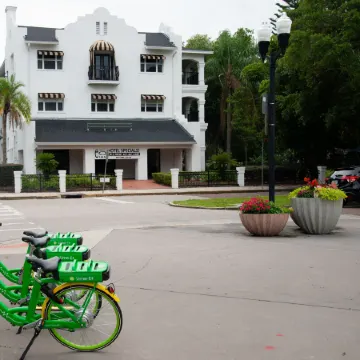 The EO Inn - Downtown Orlando Отели рядом с достопримечательностью «Парк Лейк Эола»