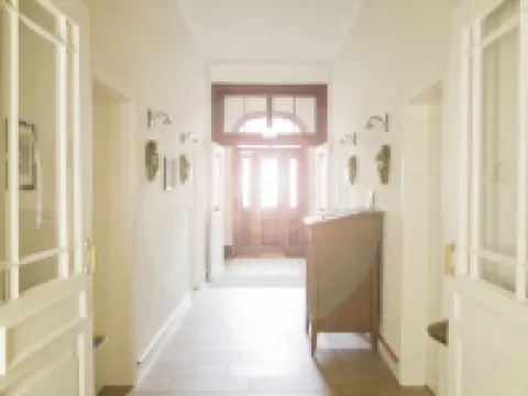 ゲストハウス ユンセア シュタットヴィラ ヘッヒンゲンのホテル