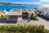 Golden Rays Luxury Villas & Apartments Hotel a 