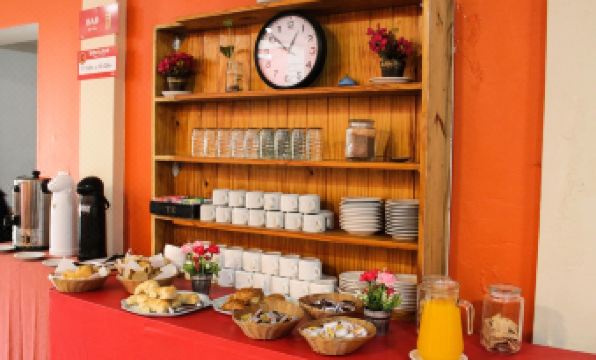 Casi Guemes Hotel