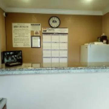 Sealamp Inn