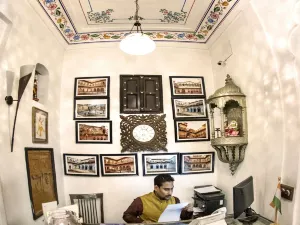 ハヴェリ ダランプラ & ゴールデン ハヴェリ - ユネスコ アウォーデッド ブティック ヘリテージ ホテル