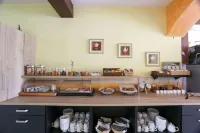 Brit Hotel Bleu Nuit - breakfast