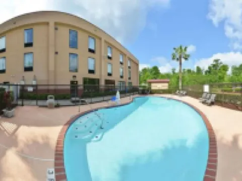 Hampton Inn Laplace Hotels in Laplace