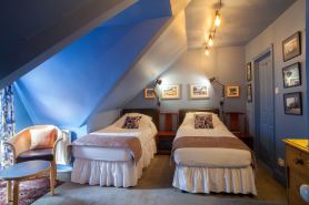 Hill View House Bed & Breakfast