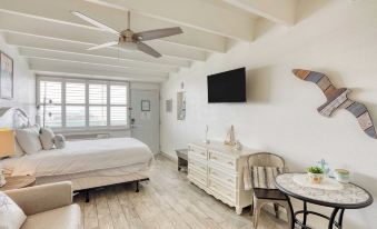 Fontainebleau 706 by Avantstay Beachfront+Views