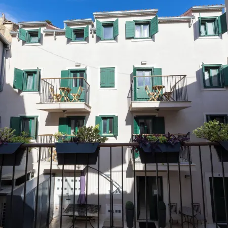 Apartments Korta
