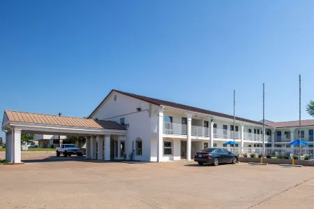 Studio 6 Bryan, TX - University Area