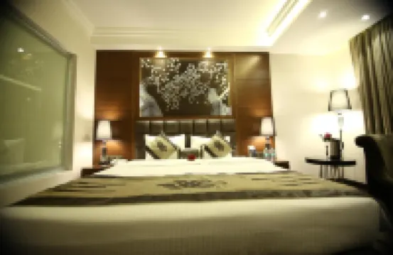 Hotel JRD Exotica-Business Hotel 全インド医科大学（AIIMS）周辺のホテル