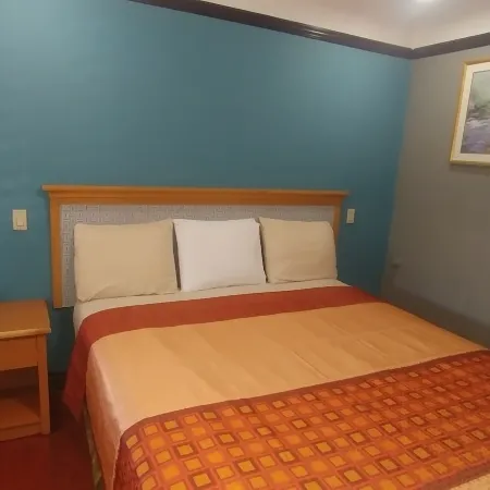 Travel Eagle Inn Motel