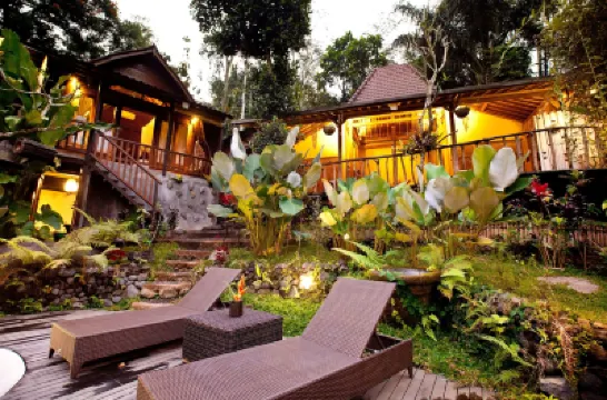 أوما تيس سيباتو Hotels near معبد تيرتا إمبول