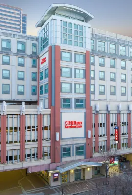 Hilton Garden Inn Philadelphia Center City - parking
