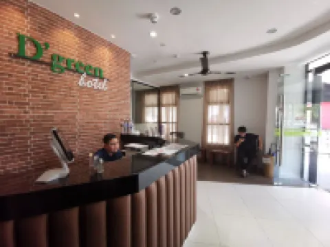 โรงแรมดีกรีน กูชิง - 3 ดาว