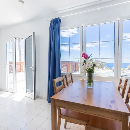 Apartamentos Vista Mar - Select Adults (+16)
