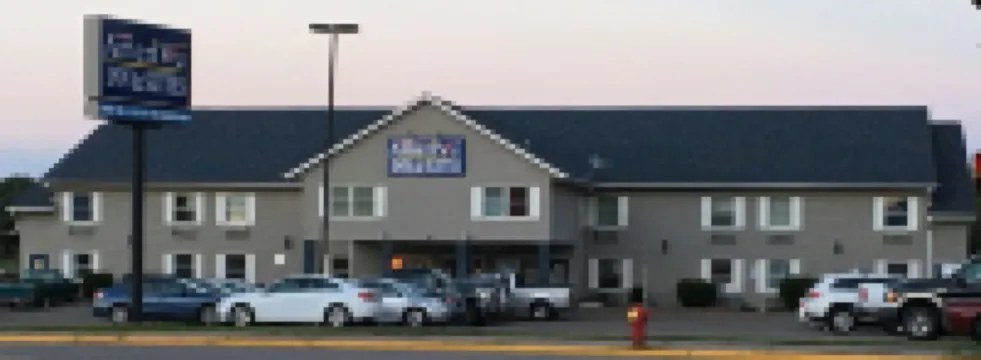 AmeriVu Inn & Suites New Richmond