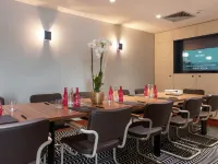 คาสเทลบราค์ โรงแรม & สปา โรงแรมในดีนาร์