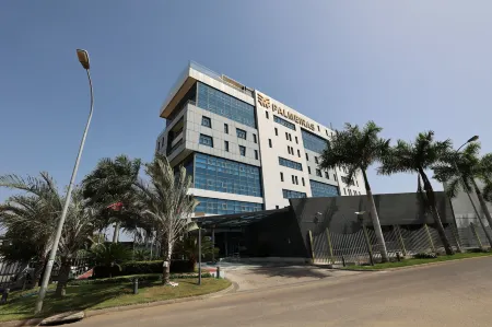 Palmeiras Suite Hotel