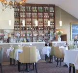Oyster Fleet Hotel - 2-Star