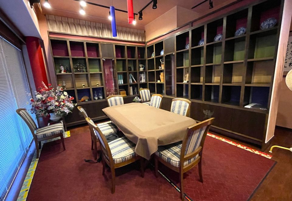 Hotel Heidi Over view