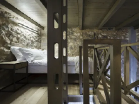 Tainaron Blue Retreat