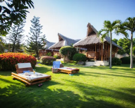Pura Vida Beach & Dive Resort Hotels in Dauin