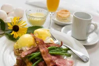 Lake Rabun Hotel - breakfast