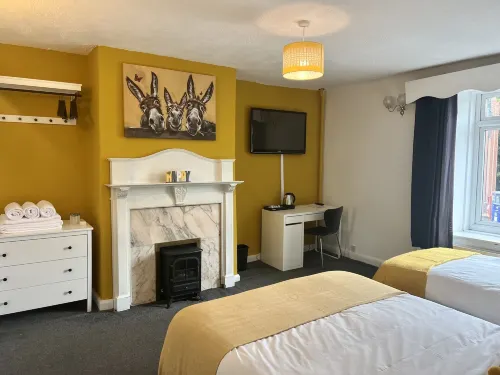 The Queens Head Hotel a High Pittington