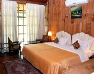 Apple Valley Resort Hotels in Shamshi