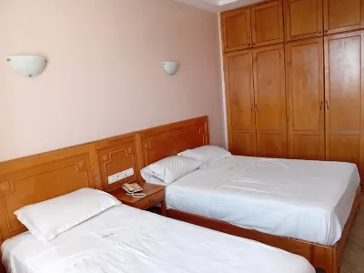 Appart Hotel Azour Hôtels à : 