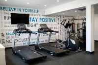 Best Western Plus Airdrie Hotel - gimnasio