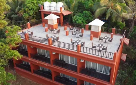 Keys Lite by Lemon Tree Hotels Sylvan, Dapoli Отели в г. Гав